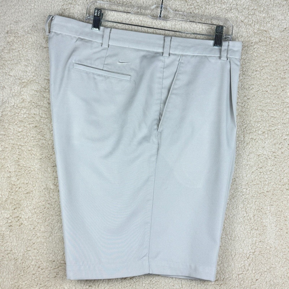 Nike Golf Chino Shorts Mens 42 Khaki Performance Pleated Front 4 Pockets Logo - Picture 3 of 10